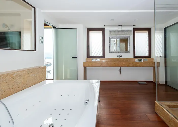 Luxury Como Lake